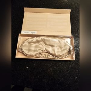 Sleep Mask - Real Silk --Slip New in box